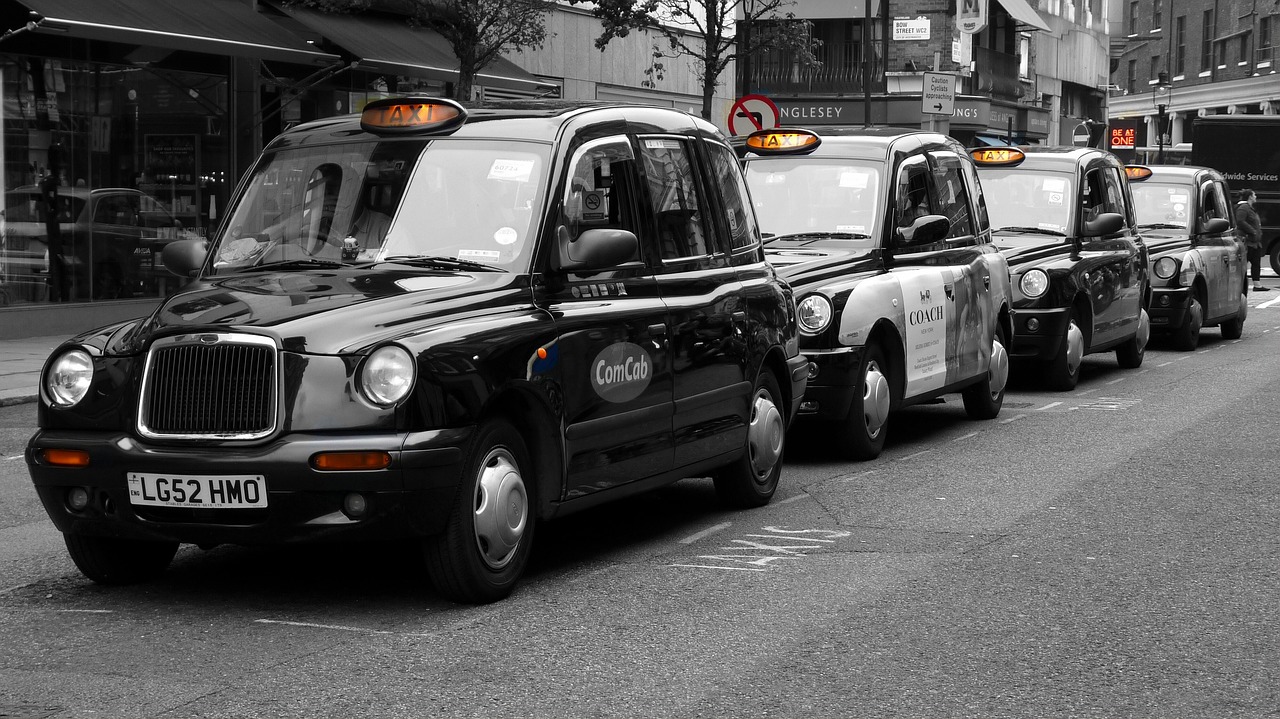 ¿Cuánto cuesta un taxi de Salou a Tarragona?